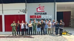 Program Koperasi Desa Merah Putih ( KDMP) adalah program nasional yang dirancang untuk menjadikan koperasi desa sebagai pusat kegiatan ekonomi multifungsi