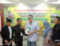 Pemkab Muba Perjuangkan Legalitas Penyulingan Minyak Tradisional, Dorong Kepastian Hukum bagi Masyarakat.